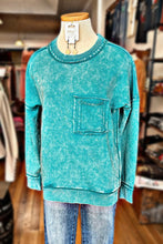 Load image into Gallery viewer, Evermore Mineral Wash Pullover