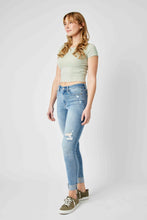 Load image into Gallery viewer, JUDY BLUE Mid Rise Distressed Cuff Skinny
