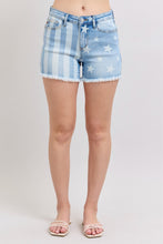 Load image into Gallery viewer, JUDY BLUE Americana Stars & Stripes Fray Hem Shorts