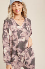 Load image into Gallery viewer, Larissa Tie Dye Pullover