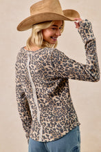 Load image into Gallery viewer, woman wearing leopard top
