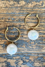 Load image into Gallery viewer, Small Pearl Hoop Earrings