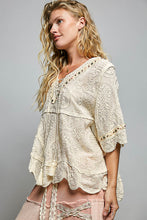 Load image into Gallery viewer, WOMAN WEARING CREAM COLOR LACE BLOUSE WITH GREY BACKGROUND