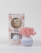 Load image into Gallery viewer, Sweet Grace Flower Diffuser