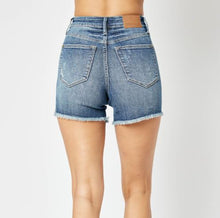 Load image into Gallery viewer, Judy Blue Fray Hem Tummy Control Shorts