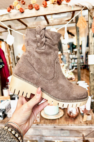 VERY G Demi Boot - Taupe