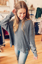 Load image into Gallery viewer, Backroad Breeze Pullover - ASH