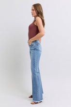 Load image into Gallery viewer, JUDY BLUE Bootcut Fray Hem Jean