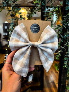 Prairie Lark Bow