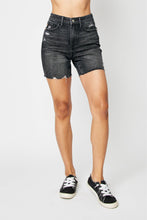 Load image into Gallery viewer, JUDY BLUE Rigid Magic Raw Hem Shorts