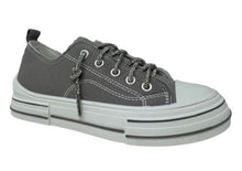 Load image into Gallery viewer, VERY G Aman Sparkle Slip-On Shoes GREY