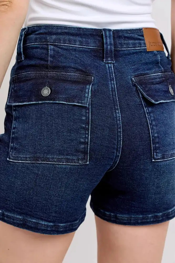JUDY BLUE Back Flap Pocket Shorts