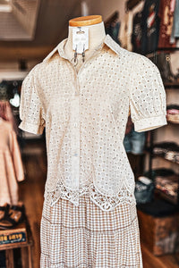 Eloise Eyelet Lace Bubble Sleeve Blouse