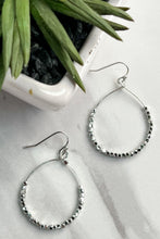 Load image into Gallery viewer, Elvera Earrings Silver