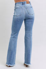 Load image into Gallery viewer, JUDY BLUE Bootcut Fray Hem Jean