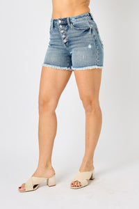 JUDY BLUE Button Fly Frayed Shorts