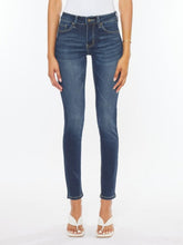 Load image into Gallery viewer, KanCan Mid Rise Basic Skinny Jeans