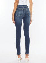 Load image into Gallery viewer, KanCan Mid Rise Basic Skinny Jeans