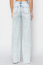 Load image into Gallery viewer, RISEN Distressed Acid Wash Wide Jeans