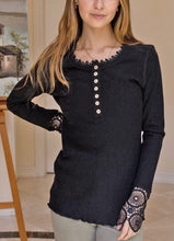 Load image into Gallery viewer, Crochet Lace Long Sleeve Top
