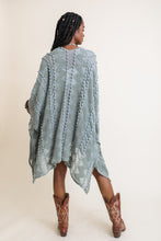 Load image into Gallery viewer, Asher Zig Zag Kimono