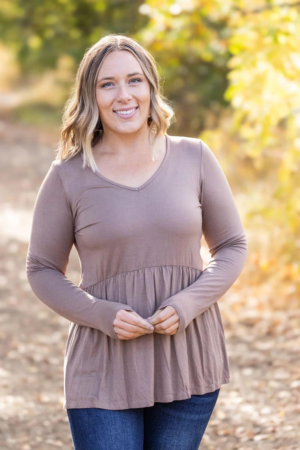 MICHELLE MAE Sarah LS Ruffle Top MOCHA