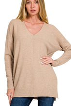 Load image into Gallery viewer, Front Seam Sweater